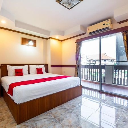 Reddoorz Navin Mansion 3 Pattaya Hotel Kültér fotó